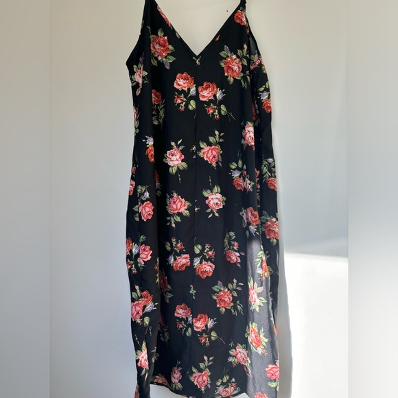 ASOS Curve (Plus Size) Black Floral Dress | Size 16 - Picture 3 of 6